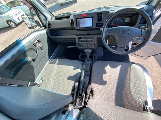 DAIHATSU HIJET TRUCK 4WD 2019 Image 31