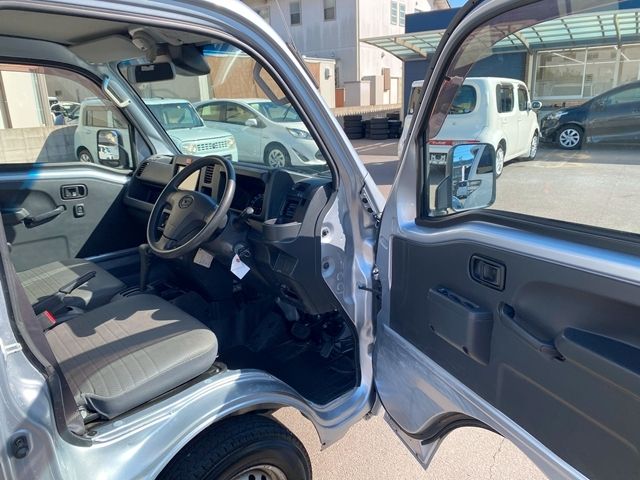 DAIHATSU HIJET TRUCK 4WD 2019 Image 31