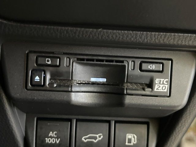 TOYOTA PRIUS PHV 2023 Image 31