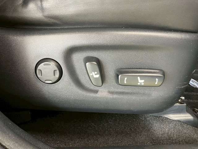 TOYOTA HARRIER HYBRID 2014 Image 31