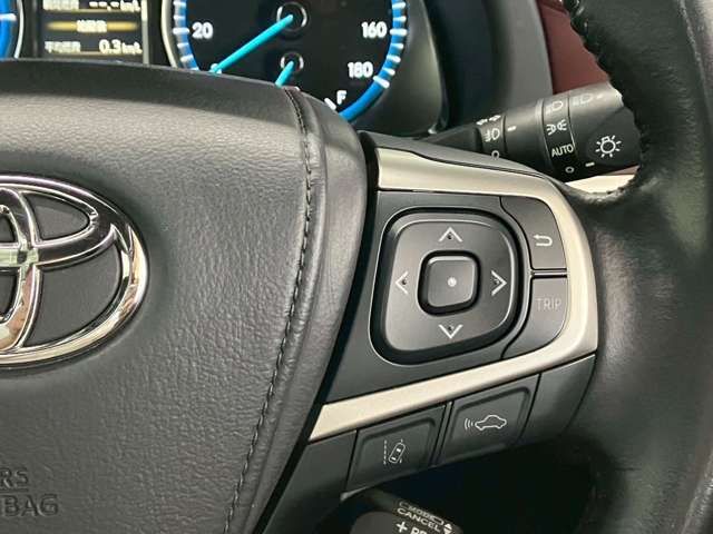 TOYOTA HARRIER HYBRID 2014 Image 31
