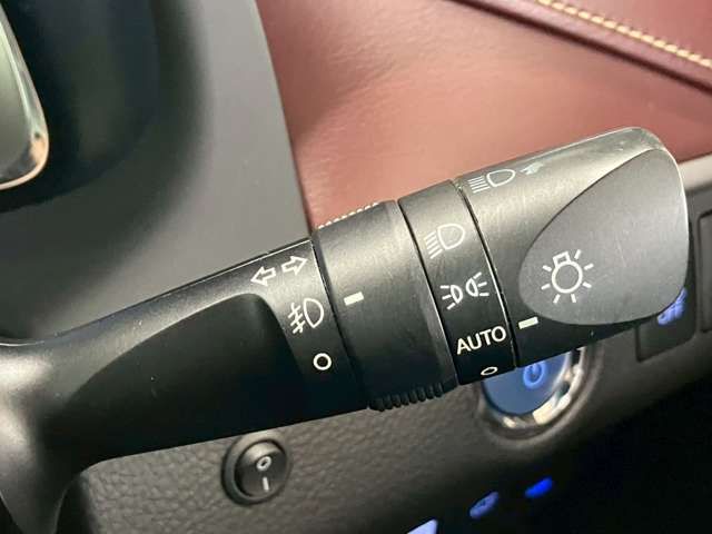 TOYOTA HARRIER HYBRID 2014 Image 31