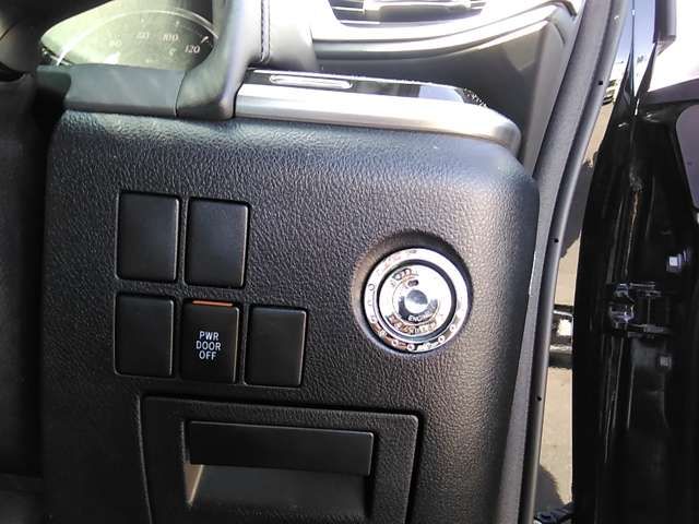 TOYOTA VELLFIRE 2016 Image 31