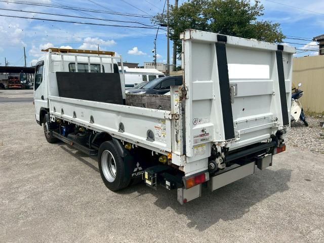 MITSUBISHI CANTER 2016 Image 31