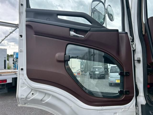 HINO PROFIA 2019 Image 31