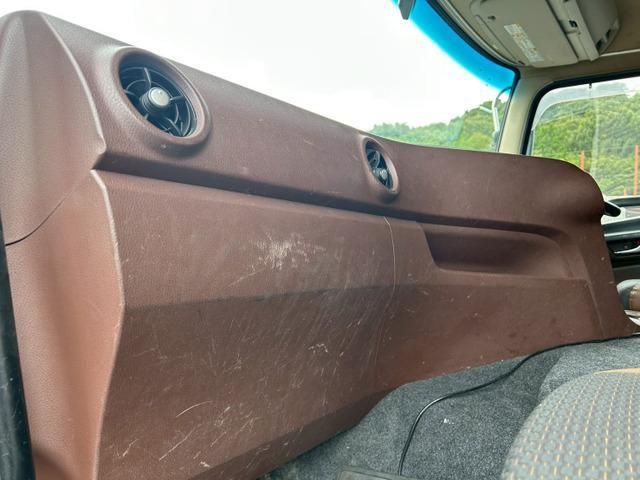 HINO PROFIA 2019 Image 31