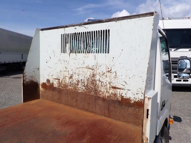 HINO DUTRO 2012 Image 31