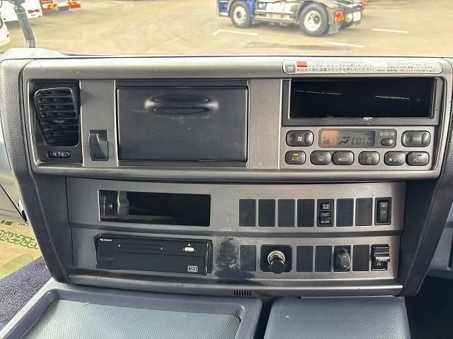 HINO PROFIA 2008 Image 31