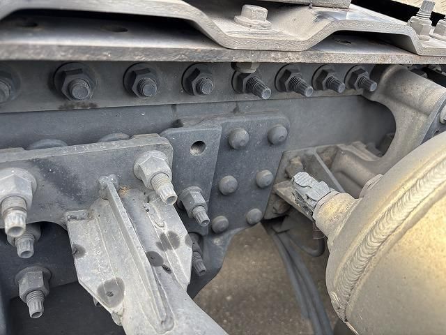 NISSAN DIESEL QUON 2019 Image 31