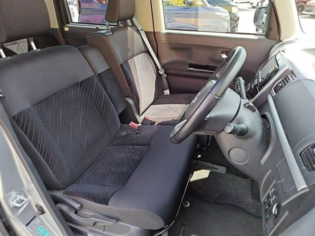 DAIHATSU TANTO CUSTOM 2013 Image 31