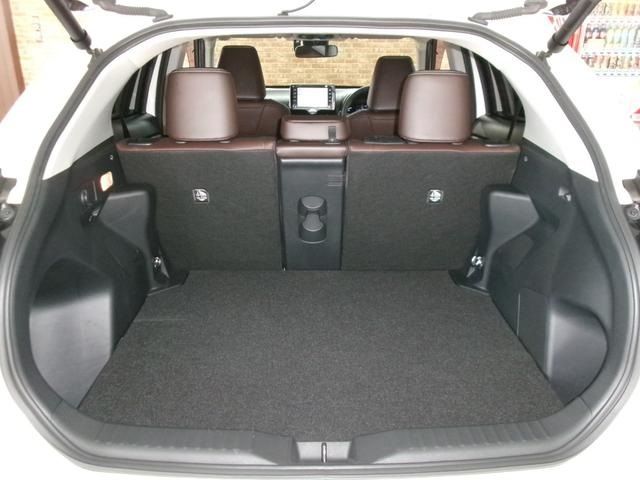 TOYOTA YARIS CROSS HYBRID 2020 Image 31