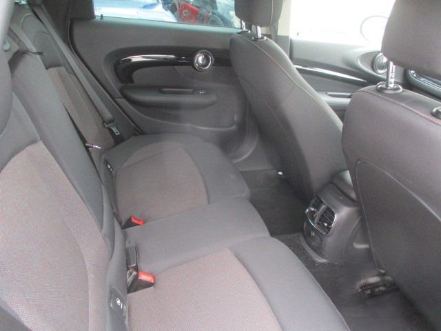 BMW MINI COOPER D CL 2016 Image 31