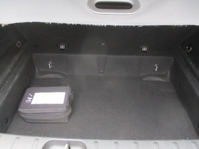 BMW MINI COOPER D CL 2016 Image 31