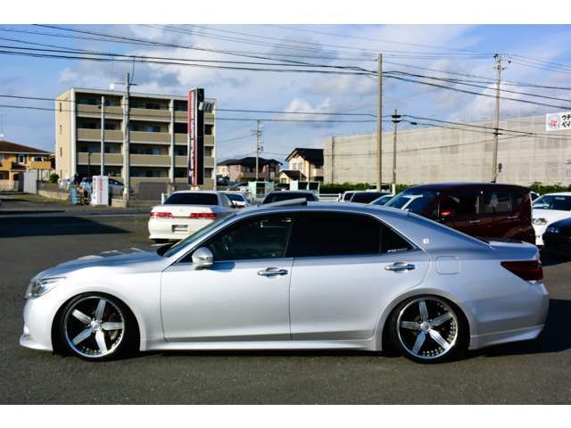 TOYOTA CROWN SEDAN 2013 Image 31