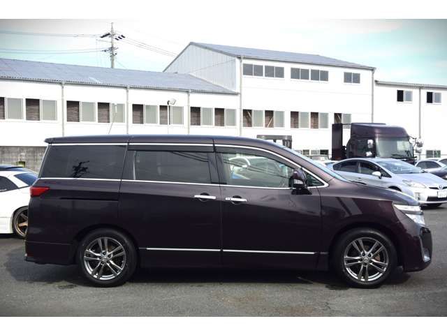 NISSAN ELGRAND 2013 Image 31