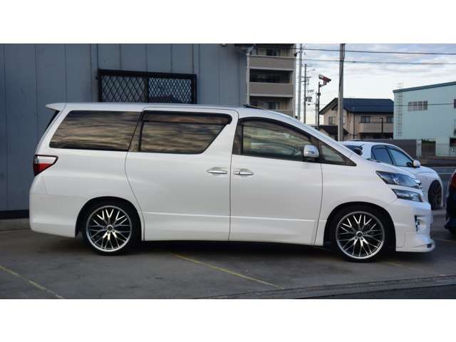 TOYOTA VELLFIRE 2013 Image 31