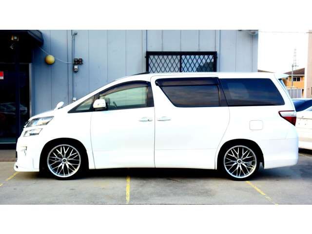 TOYOTA VELLFIRE 2013 Image 31