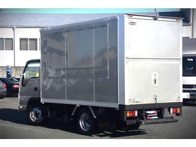 ISUZU  2013 Image 31