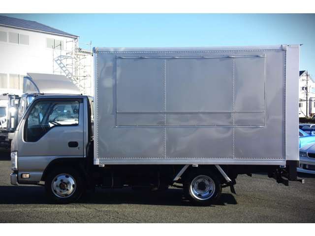 ISUZU  2013 Image 31