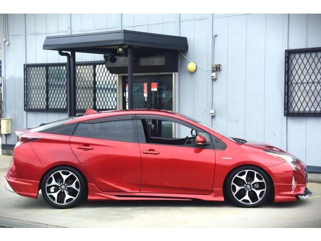 TOYOTA PRIUS 2016 Image 31