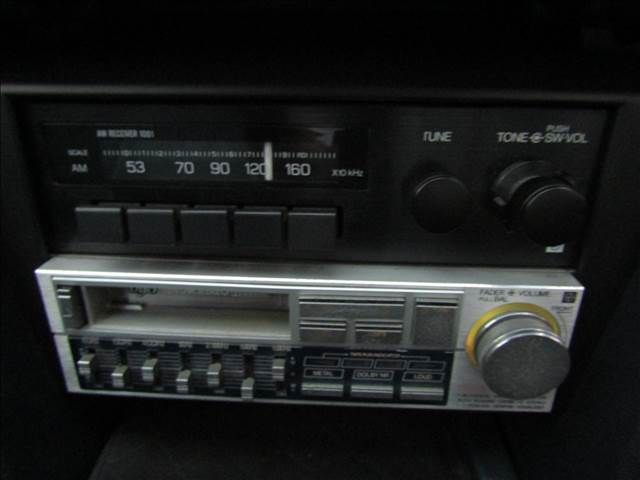 TOYOTA COROLLA LEVIN 1984 Image 31