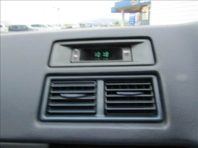 TOYOTA COROLLA LEVIN 1984 Image 31