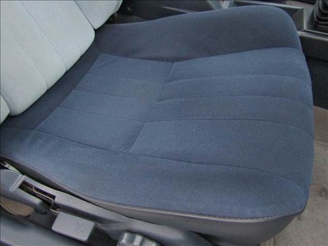 TOYOTA COROLLA LEVIN 1984 Image 31