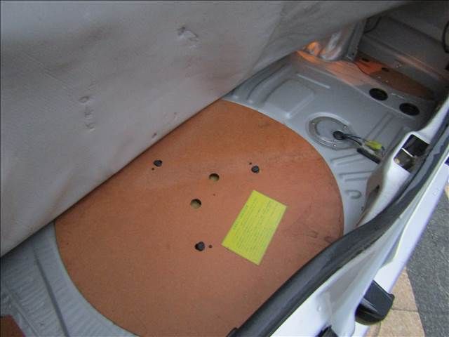 TOYOTA COROLLA LEVIN 1984 Image 31