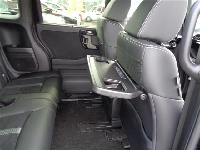 HONDA N BOX CUSTOM 4WD 2021 Image 31