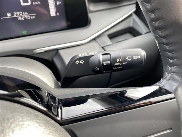 NISSAN NOTE 4WD 2022 Image 31