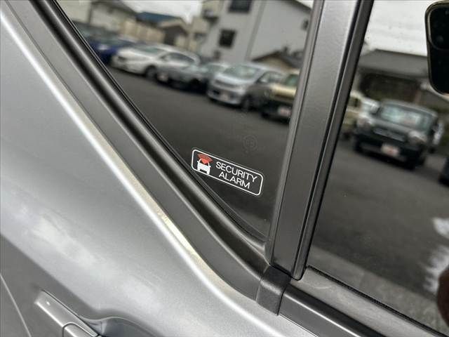 TOYOTA PIXIS EPOCH 2018 Image 31