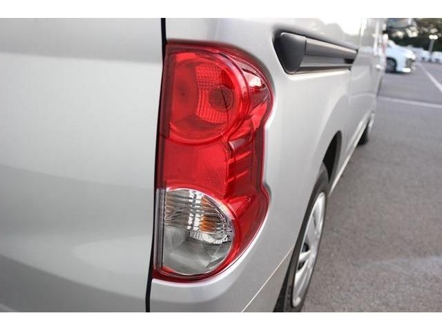 NISSAN NV200 VANETTE WAGON 2016 Image 31