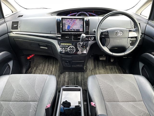 TOYOTA ESTIMA 2014 Image 31