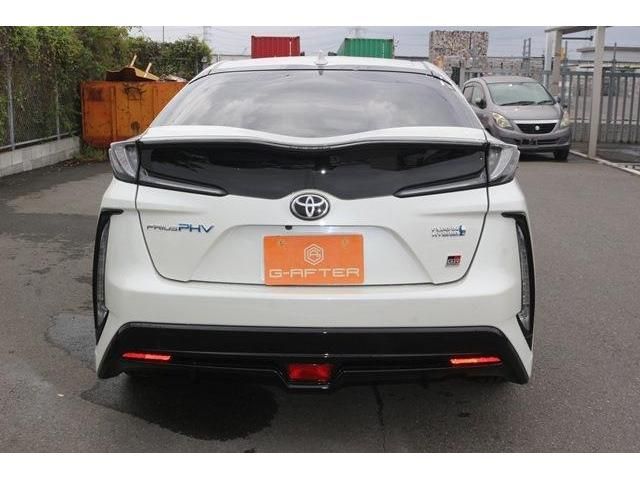 TOYOTA PRIUS PHV 2017 Image 31