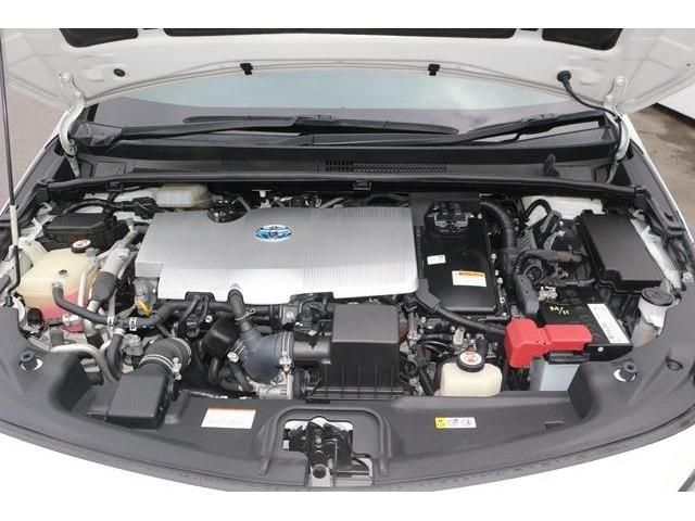 TOYOTA PRIUS PHV 2017 Image 31