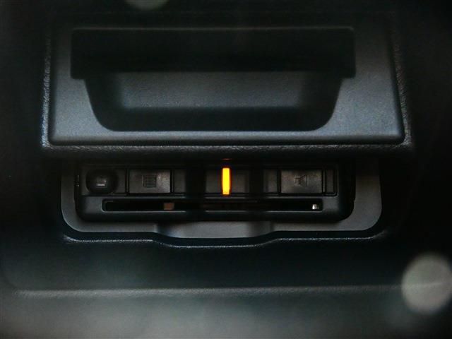 MAZDA 3 FASTBACK 2025 Image 31