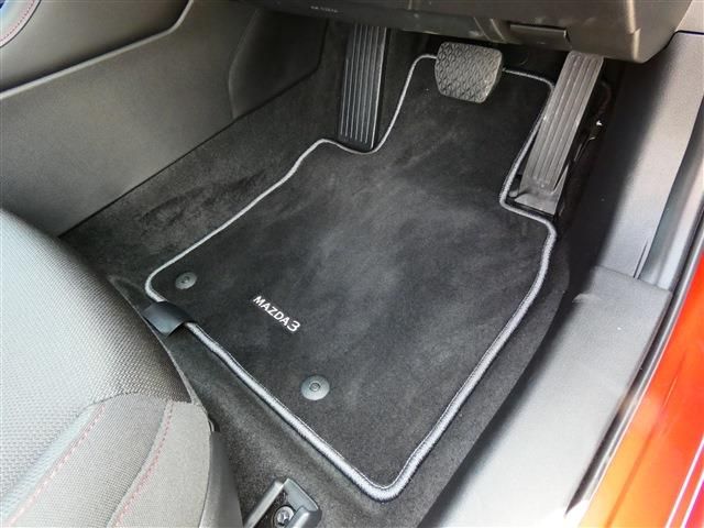 MAZDA 3 FASTBACK 2025 Image 31