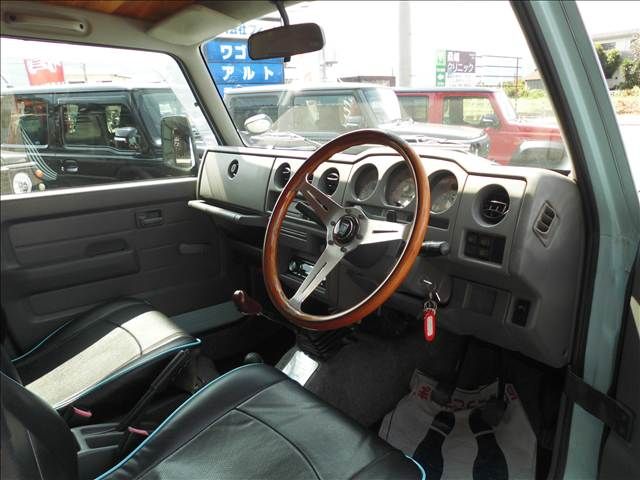SUZUKI JIMNY 4WD 1998 Image 31