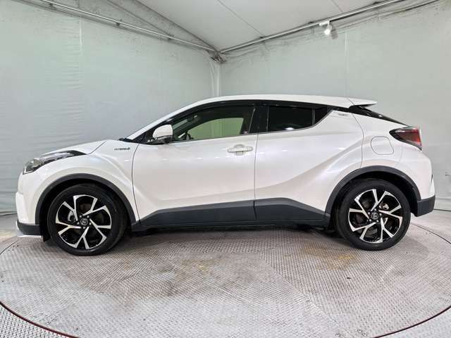 TOYOTA C-HR 2017 Image 31