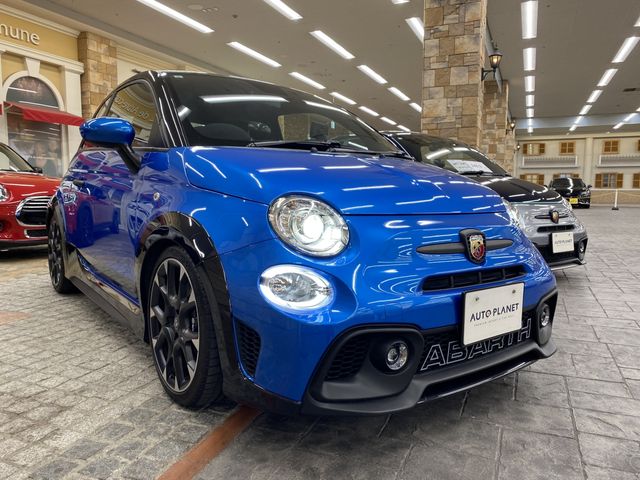 FIAT ABARTH 695 2023 Image 31