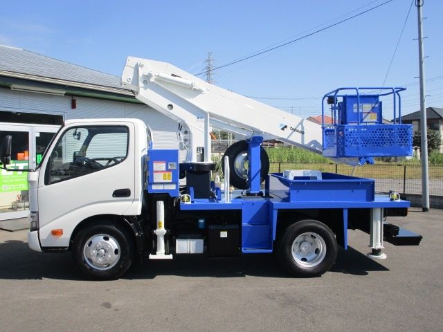 HINO DUTRO 2018 Image 31
