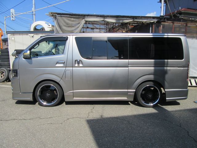 TOYOTA HIACE VAN 4WD 2004 Image 31