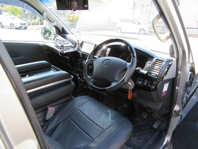 TOYOTA HIACE VAN 4WD 2004 Image 31