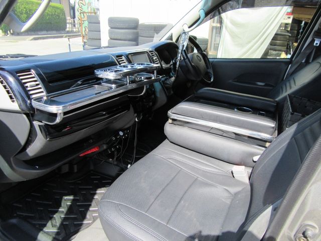 TOYOTA HIACE VAN 4WD 2004 Image 31