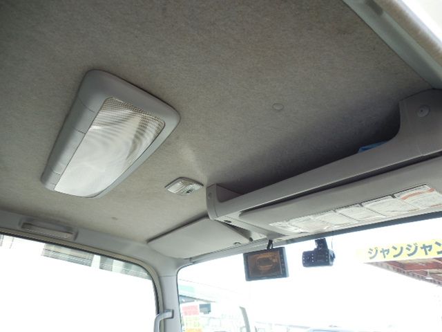 ISUZU ELF 2010 Image 31