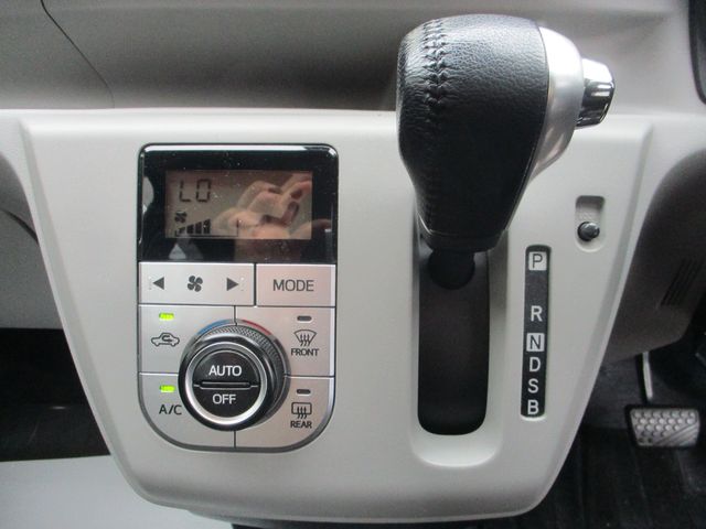 DAIHATSU MIRA E:S 2017 Image 31