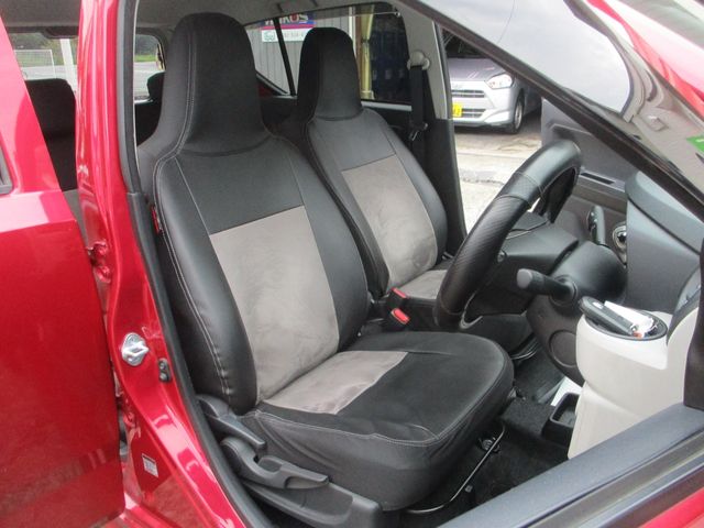 DAIHATSU MIRA E:S 2017 Image 31