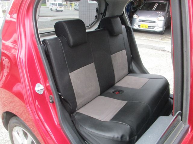 DAIHATSU MIRA E:S 2017 Image 31