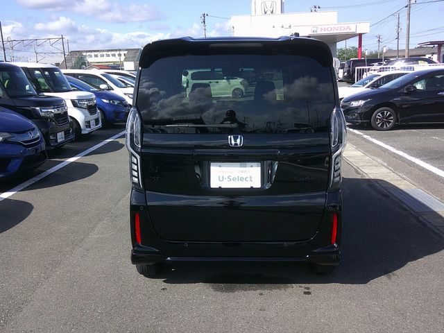 HONDA N BOX CUSTOM 2022 Image 31