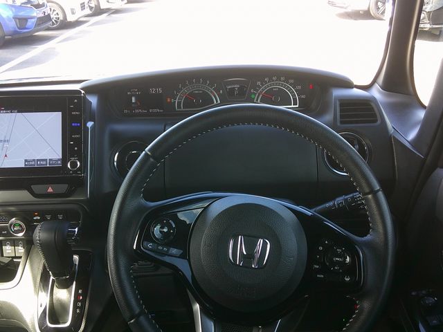 HONDA N BOX CUSTOM 2022 Image 31